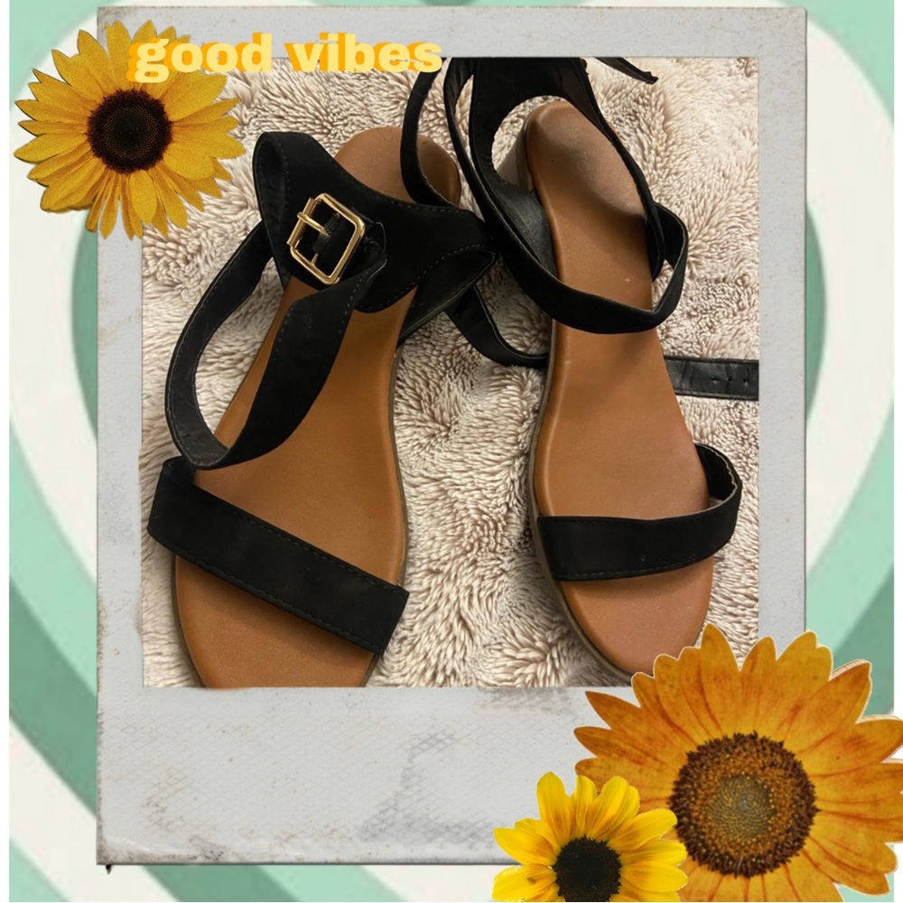 Black Strapped Wedges